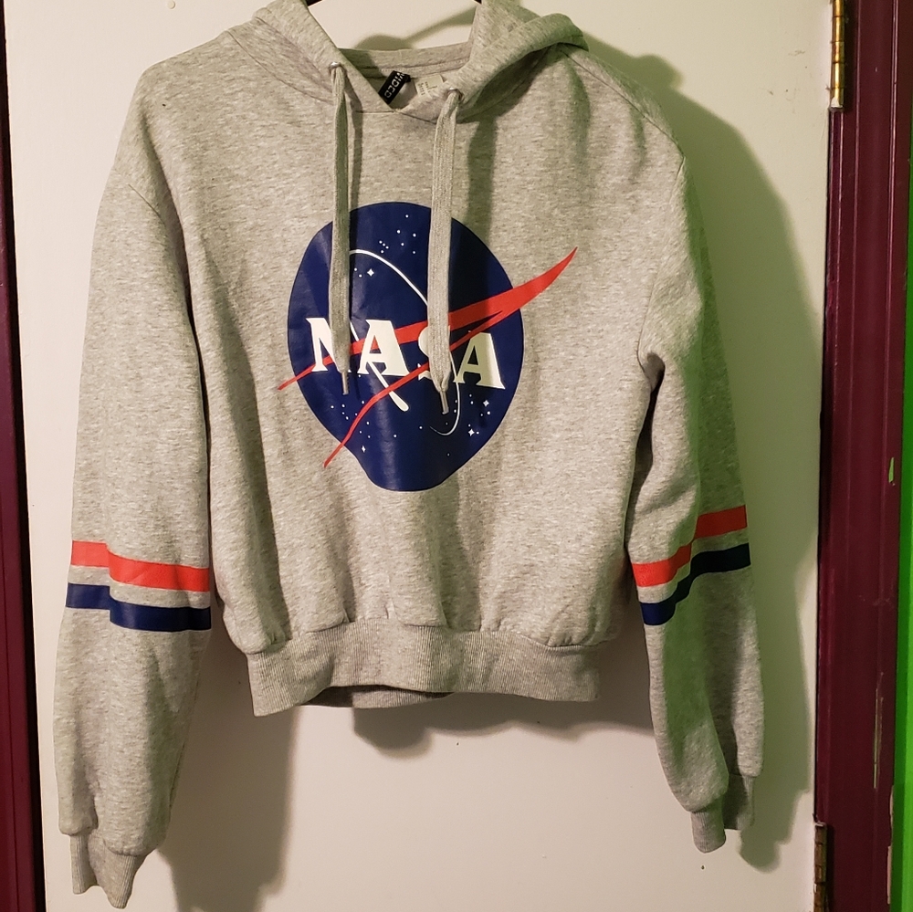 H&M NASA Cropped Sweatshirt